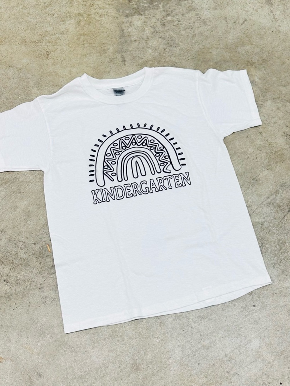 Gildan White Kids' Tee with Black Rainbow 'Kindergarten' Graphic